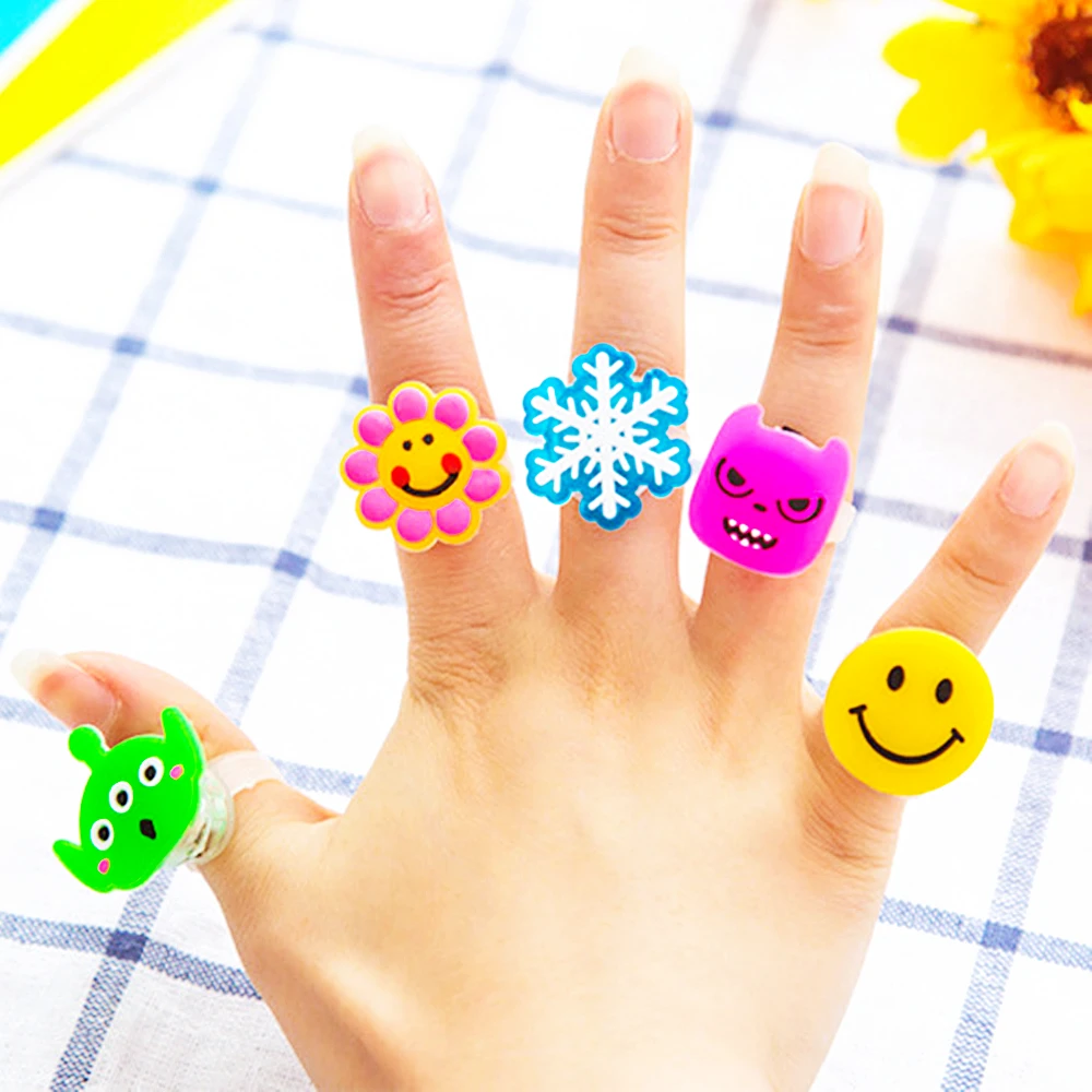 20Pcs Mini LED Cartoon Light Up Finger Ring Toys Kids Birthday Party Baby Shower Wedding Guest Gift Souvenir Halloween Gift Pack