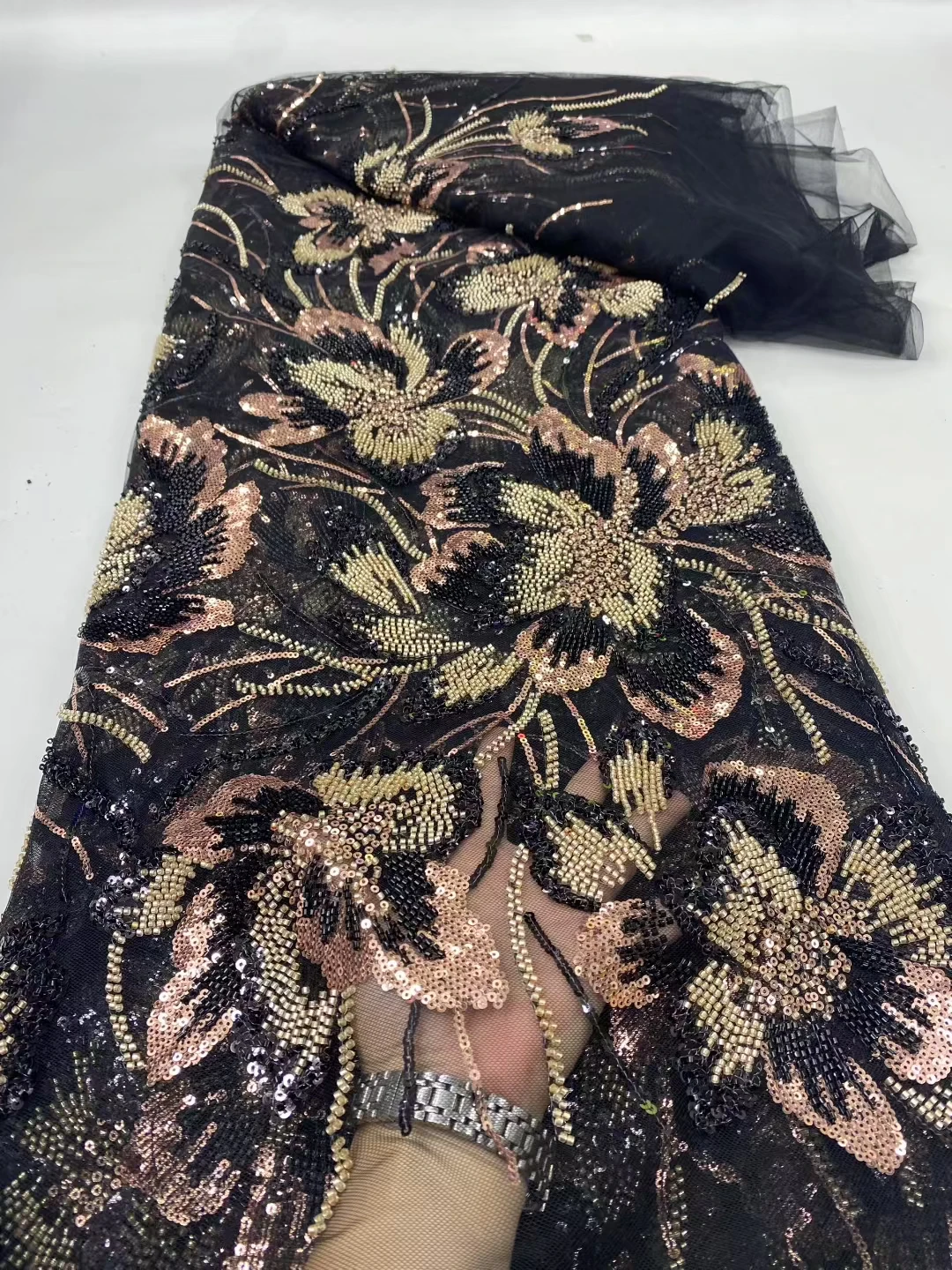 

Новый стиль, расшитая бисером африканская кружевная ткань, 2021, высокое качество, тяжелые бусины и блестки, французская кружевная ткань для вечернего платья LDP25133