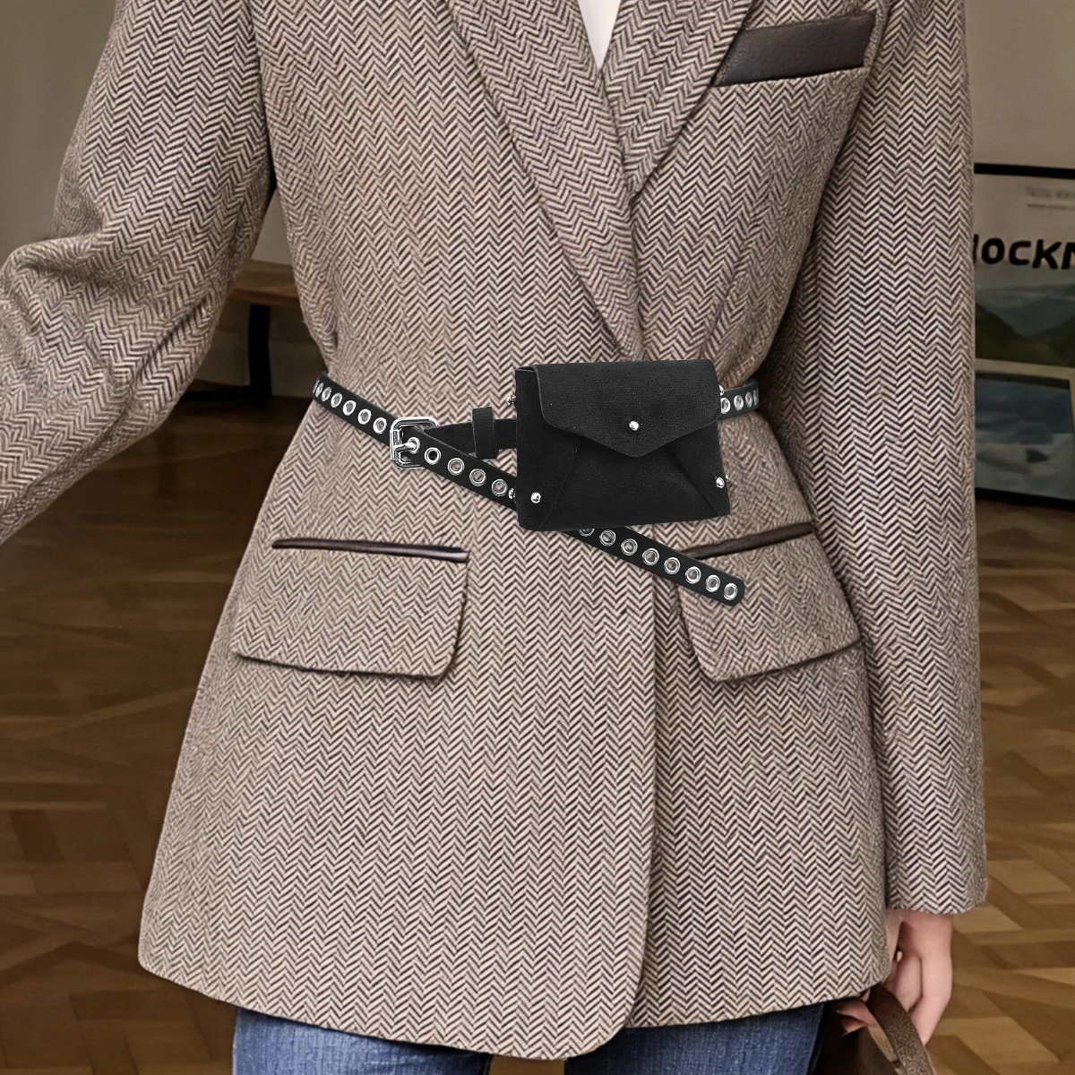 The new belt-belt waist bag women's decorative dress is versatile and perfectly fitted with a belt for daily commuting