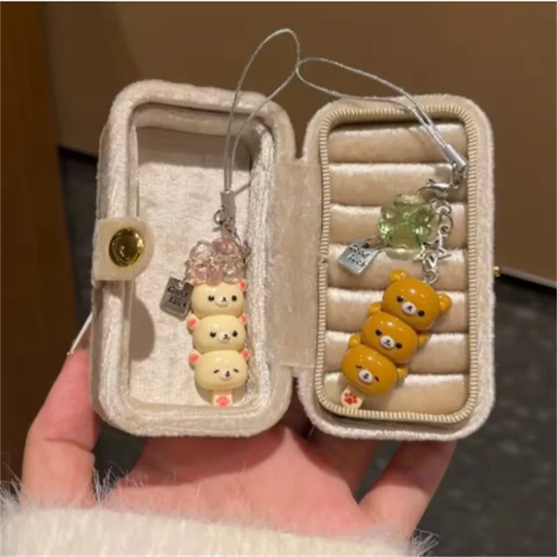 Kawaii الكرتون الدب لطيف فتاة على ظهره قلادة المفاتيح المبيعات الساخنة أنيمي الهاتف المفاتيح آيفون 17 بروماكس Airpods Ins كوريا جديد Y2K
