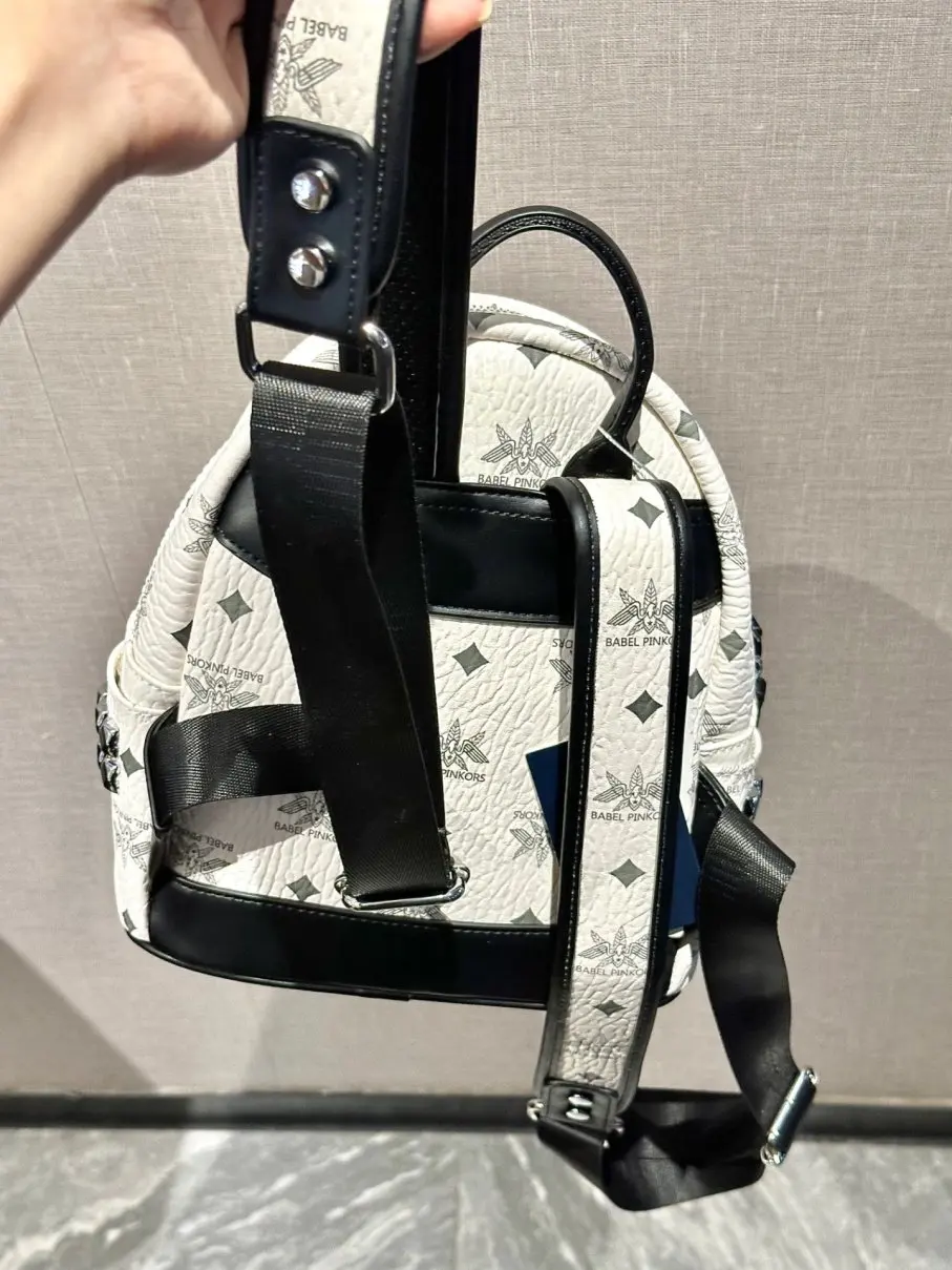 zaino-mack-jennifer-alla-moda-con-stampa-bianca-e-nera-casual-per-pendolari-nuovo-stile-2025-borsa-a-tracolla-versatile-zaino-per-il-tempo-libero