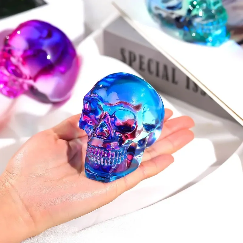 Creative Crystal Skull Gothic Style Ornament Halloween Decor Living Room Ornament Special Gift Suitable for Giving To Friends