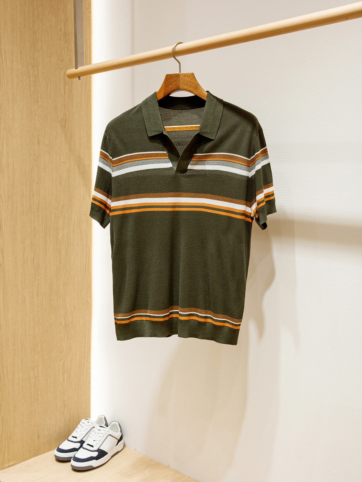 

Summer Casual O-Ne ort Sve irt Men's Wool Blend Lyocell Silk Faion Urban Sle Thin Young Striped Pattern