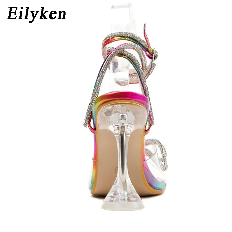 Eilyken Sommer PVC Transparent Frauen Sandalen Sexy Karree Knöchel Schnalle Plexiglas High Heels Hochzeit Kleid Schuhe