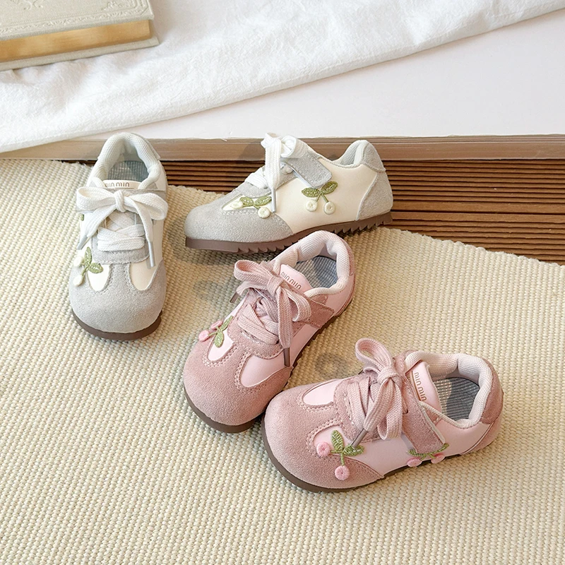 

Cherry Embroidered Casual Shoes 2026 Spring New Fashion Cute Kid's Shoes Soft Bottom Multi Functional Versatile Casual Shoes