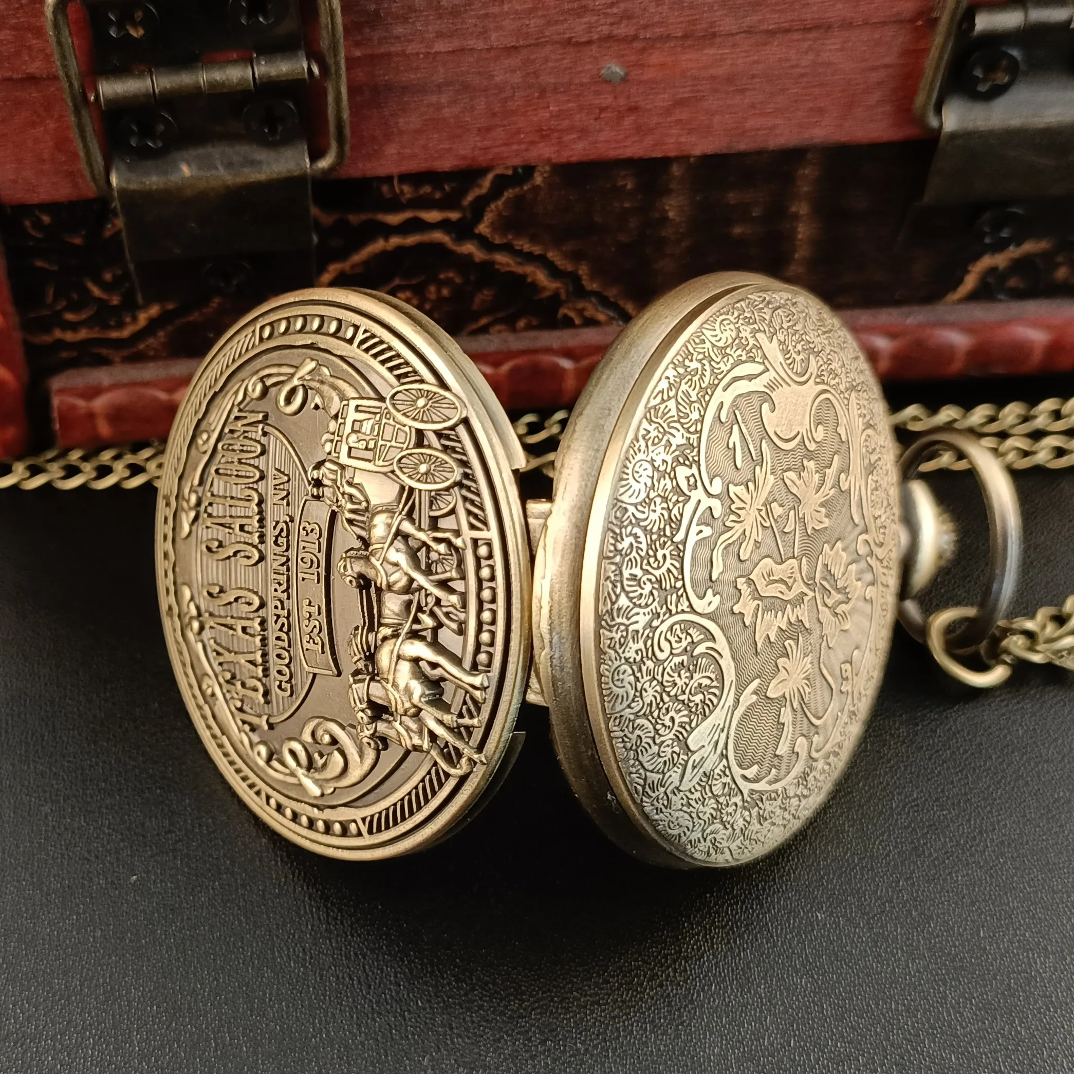 Vintage Arabic Numerals Display Quartz Pocket Watch Pendant For Men Women Creative Gifts relogio masculino