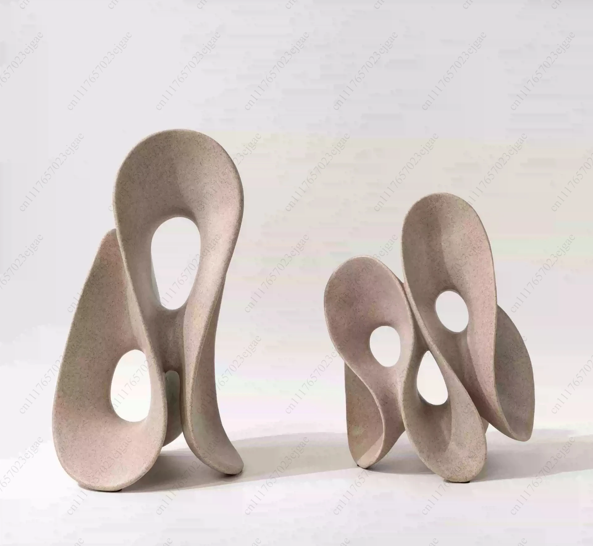Resin Crafts Abstract Coral Hollowed-out Irregular Sculpture Artistic Arcs Decorative Figurines  Home Decoration Accessories