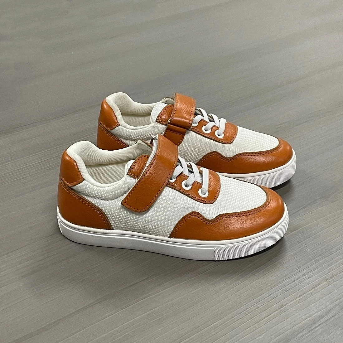 Jinyu Boys' Board Shoes High Quality Leather Performance Outdoor Lightweight Playing Magic Tape Children's Shoes 3-16 Years