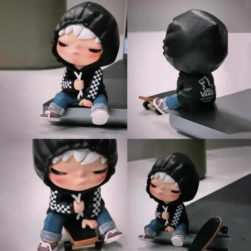 

Подвесная открытка POPMART Hirono VANS совместного бренда, милая фигурка, декоративный подарок, модные игрушки, рождественский подарок, брелок для ключей, загадочная коробка