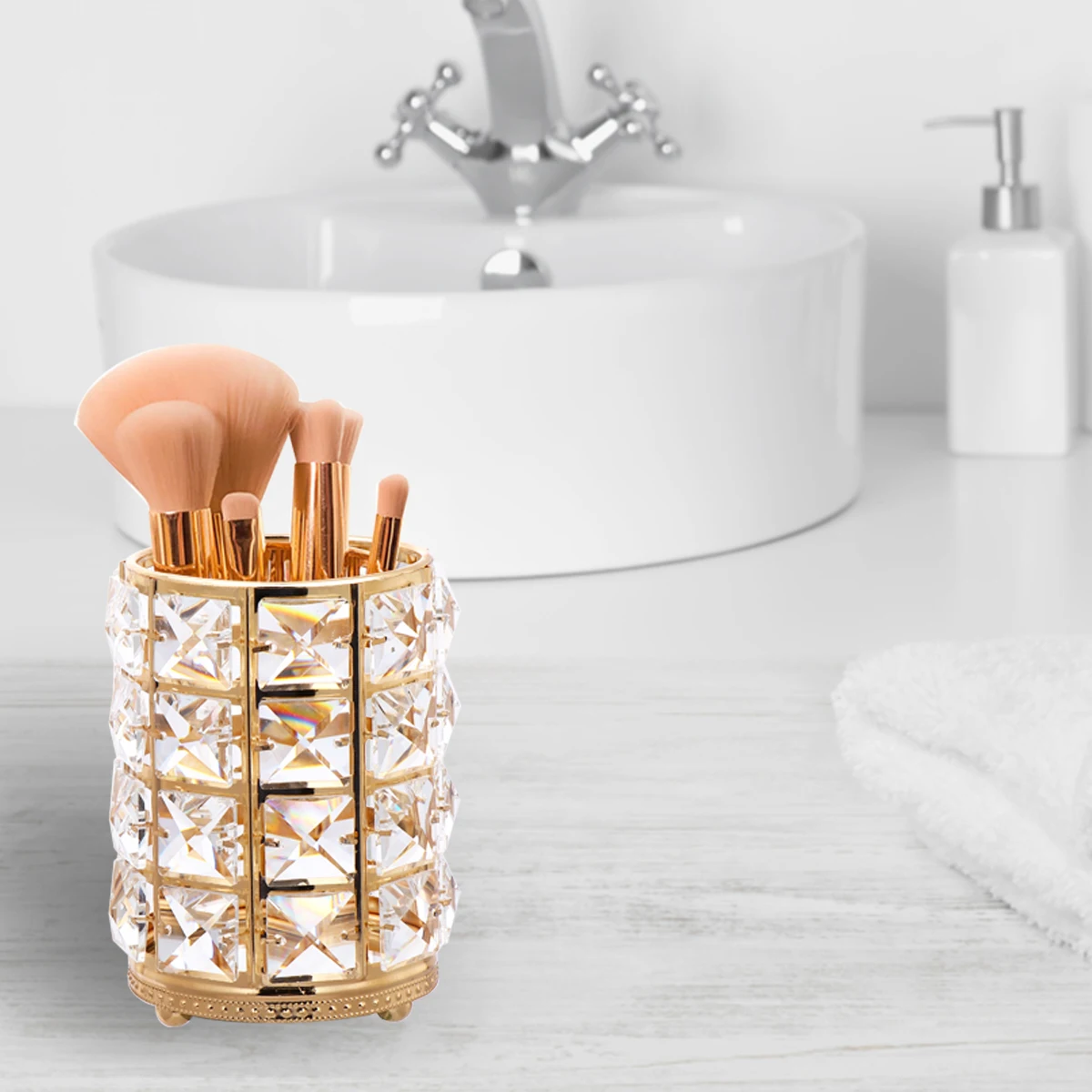 

Crystal Makeup Brush Holder Storage Barrel Tools Golden Hollow Cosmetics Organizer Safe Durable Easy Clean Home Store Decorative