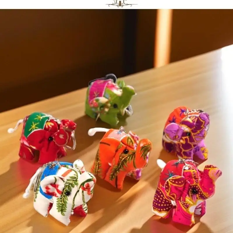 Porte-clés suspendu pour maison/bureau, 1 pièce, tissu National thaïlandais, élégant sac d'éléphant, pendentif carillons éoliens, ornements, décoration DIY