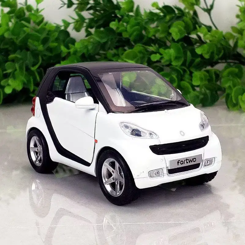 1:32 Smart Car Model terugkeer trek Force Legering Deur voor kinderen Roze auto