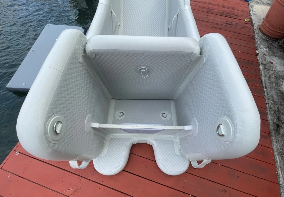 Lake Adventures Durable Inflatable Water Insland Drop Stitch Mini Boat With Pump