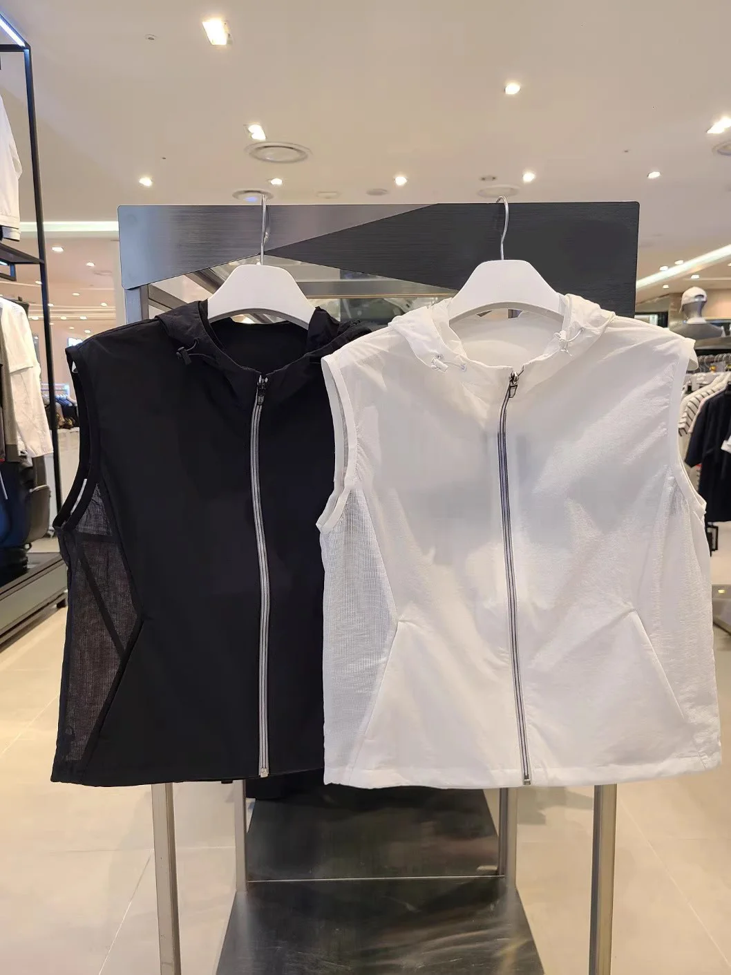 

Summer New Golf Vest Women's Hooded Sunscreen Golf Jacket