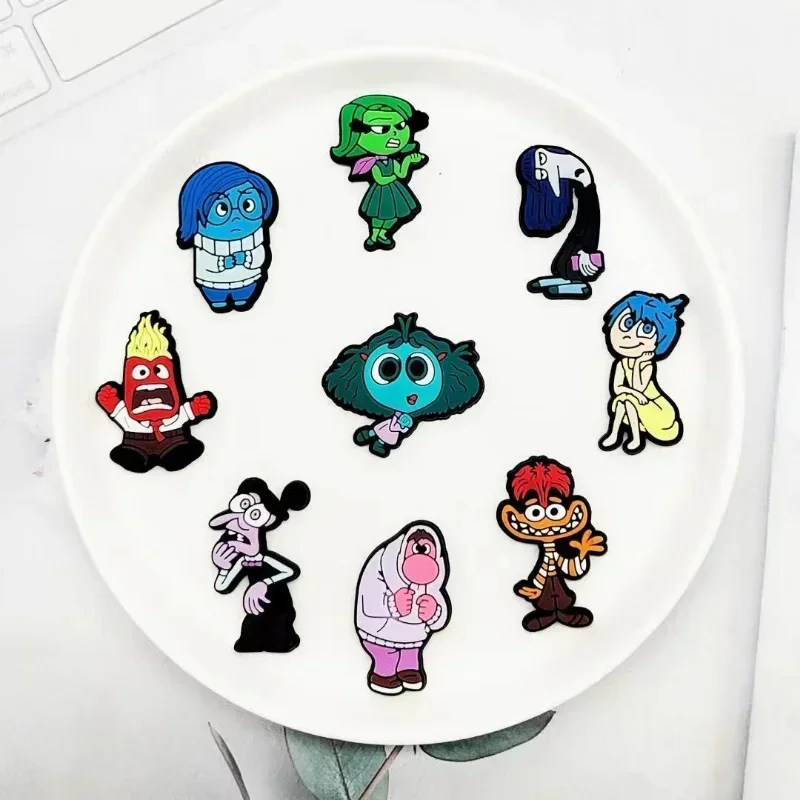 9 Uds. De zapatos Inside Out 2, figura de Anime, ansiedad, tristeza, disgusto, Diy, bonitos zapatos de dibujos animados, zapatilla con agujeros, regalo de cumpleaños