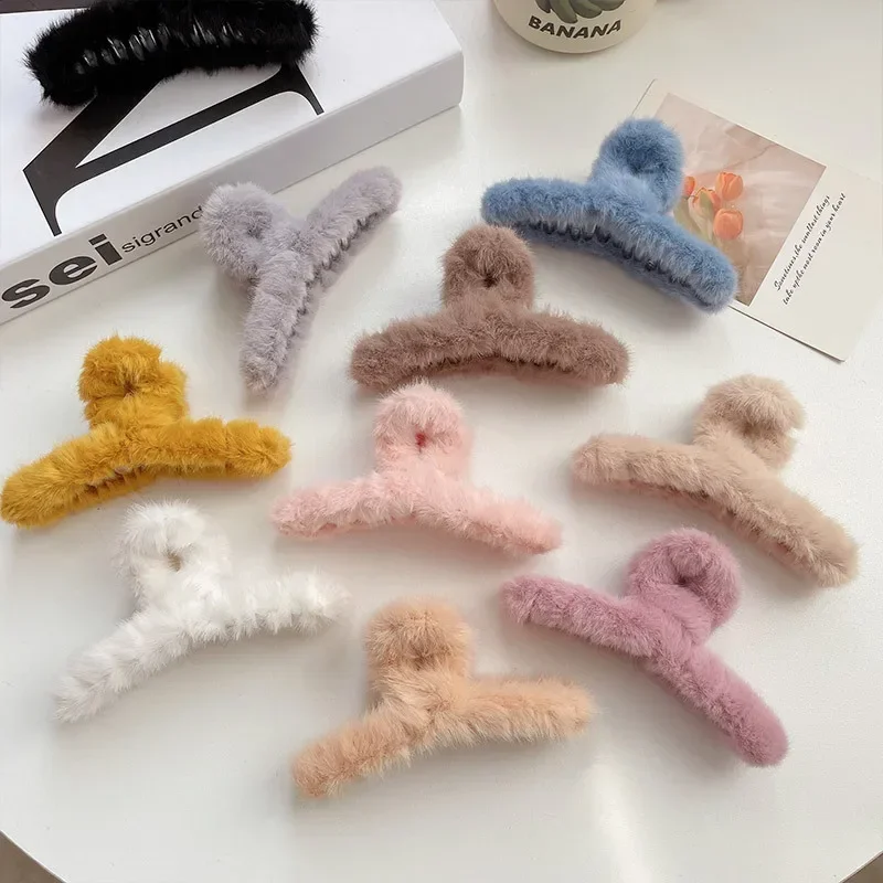 Delicate Plush Crab Hair Clip Korean Girls Elegant Ponytail Shark Clip Female Sweet Hair Claw Hair Accessories