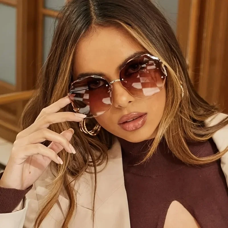 A pair of stylish frameless square gradual change lenses, light and durable, versatile casual glassesCCC