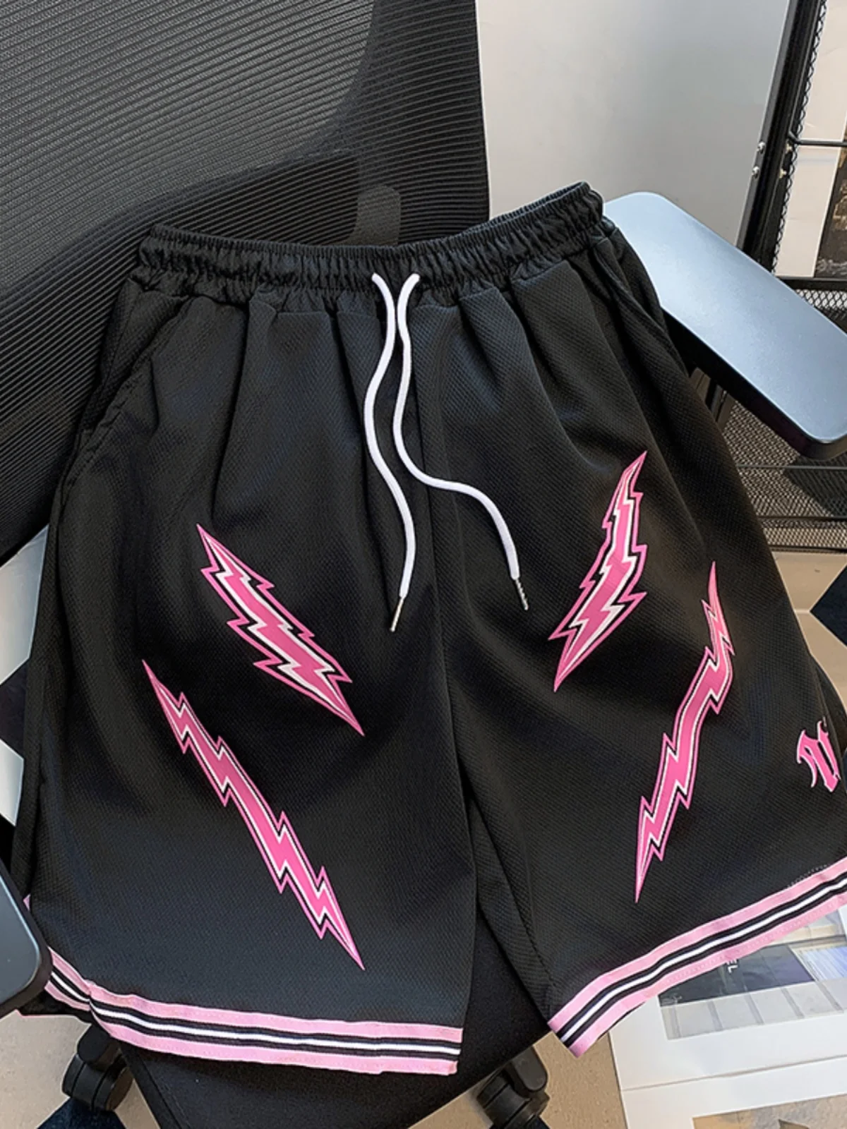 

American Style Basketball Training Shorts for Boys Loose Quick Dry Breathable Youth under Knee Sports Pants Casual Summer Shorts