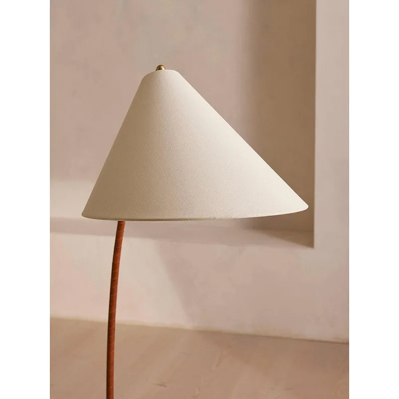 Retro atmosphere, high-end bedroom bedside rack, lamps y