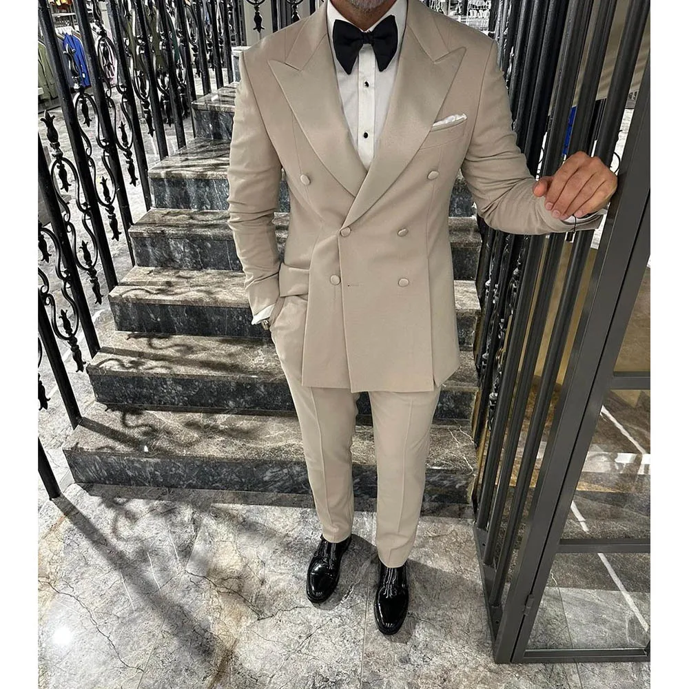 Fashion Men Suits Solid Color Bespoke Double Breasted Split Blazer Peak Lapel Regular Length Slim Fit Male Clothing Costume