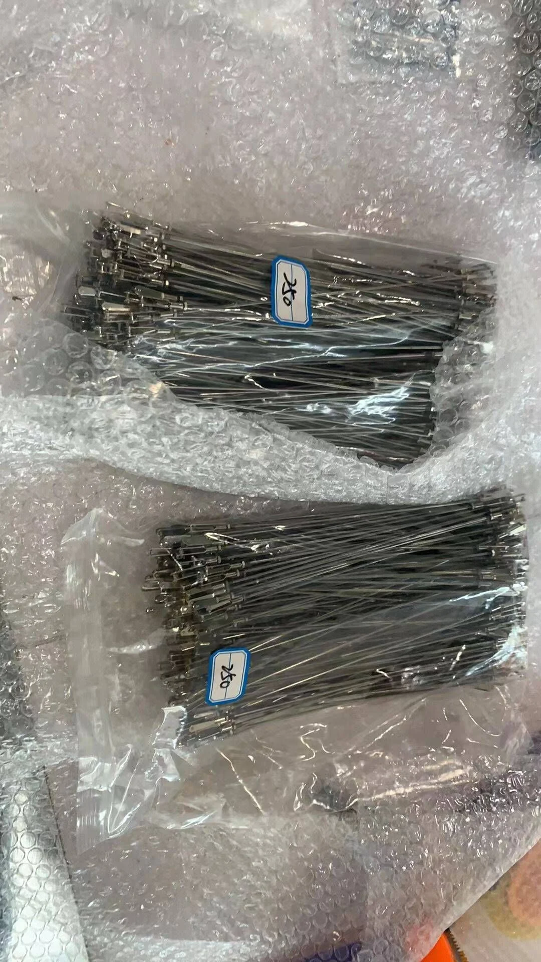 

Специальная ссылка для связки 250 комплектов (500 шт.) M2*200 мм