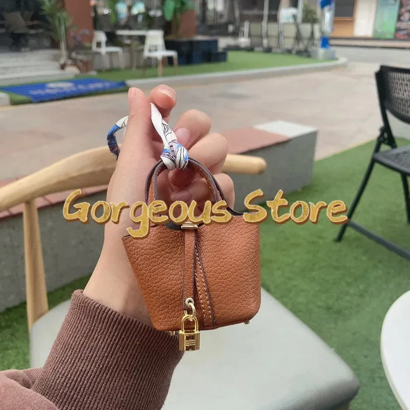 Mini H Home Vegetables Baskett Bag Pendant Decorative Leather Car Keychain Earphone Bag Pendant