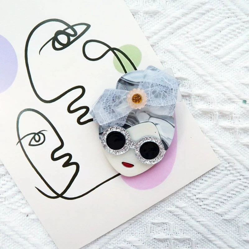 فراشة الديكور فتاة الاكريليك بروش مزاجه الكرتون صورة الصدر زهرة شارة حقيبة الملابس والاكسسوارات #2