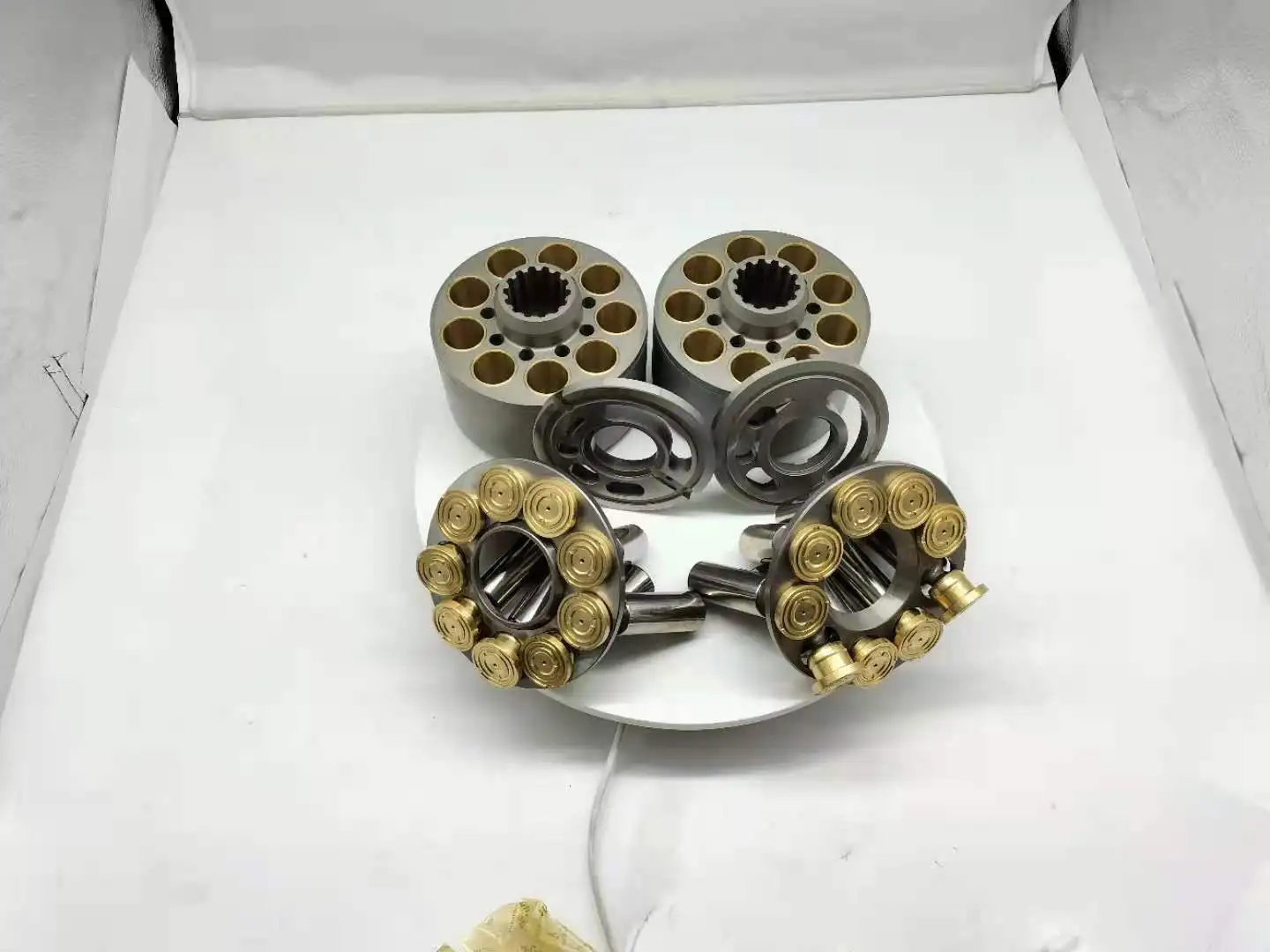 Good K3V112/K3V112DT hydraulic pump parts (swash plate, plunger, cylinder block) , DH220/R225/SH200A1/EC210B excavator for CAT