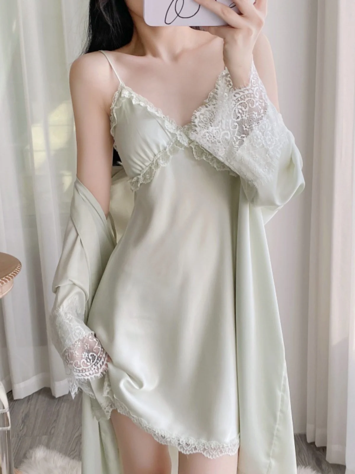 

2025 New Lace Spwear Women Summer Sexy Strap Sp Dr Home Clothes Ice Silk Robe Two-Piece Set with Chest Pad