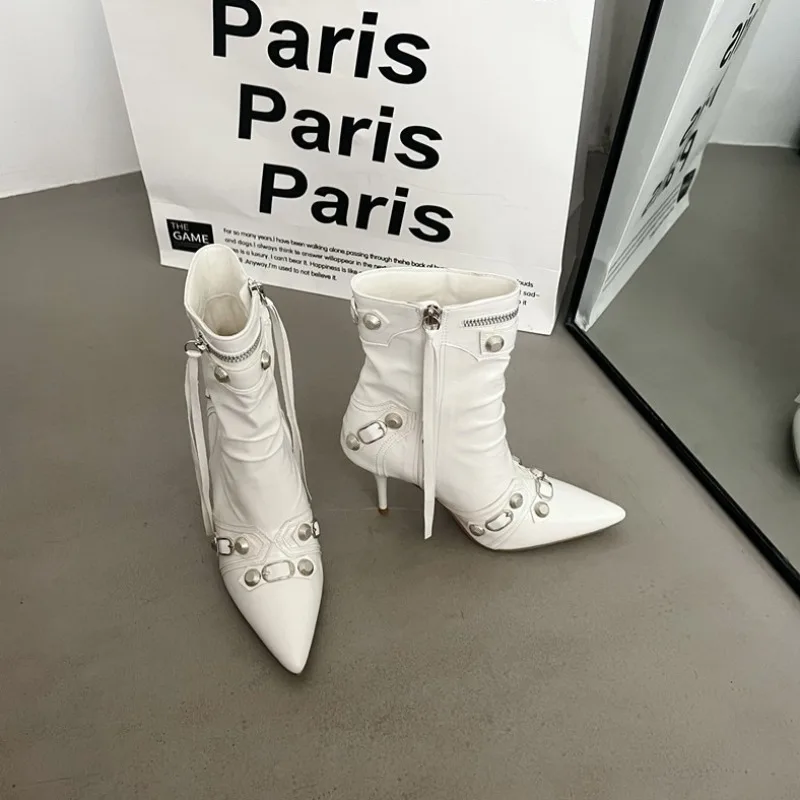 Punk Style Women Shoes Exquisite Pointed Tip High Heeled Boots for Woman Fashion Rivet Ankle Boots Designer Shoes Botas Feminina