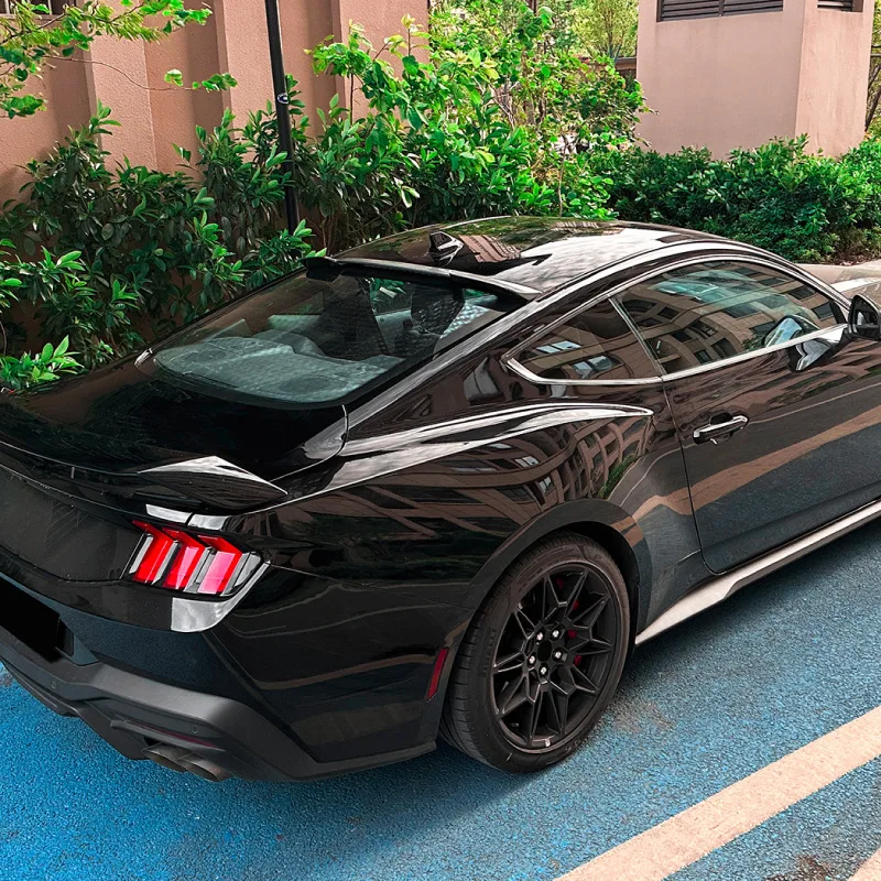 

Подходит для Ford Mustang MK7 2024 + хвостовой спойлер с верхним крылом