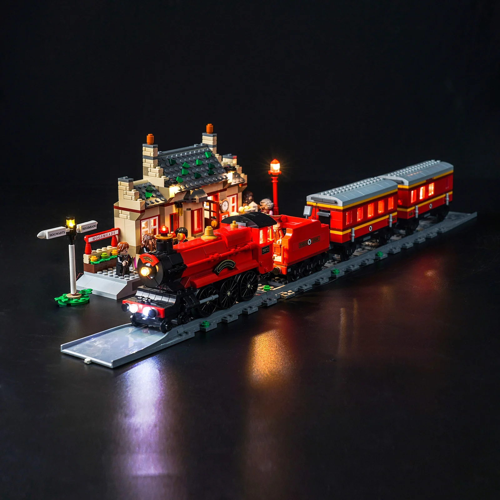 Vonado-Trem Expresso de Hogwarts com a Estação Hogsmeade, Blocos de Construção, Luz LED para 76423, Modelo Não Incluído