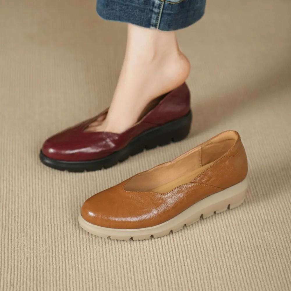 

New Women Flats Comfy Casual Shoes Stylish Light Durable Breathable Loafers Slip-On Luxury Trend Classic Spring Female Sneakers
