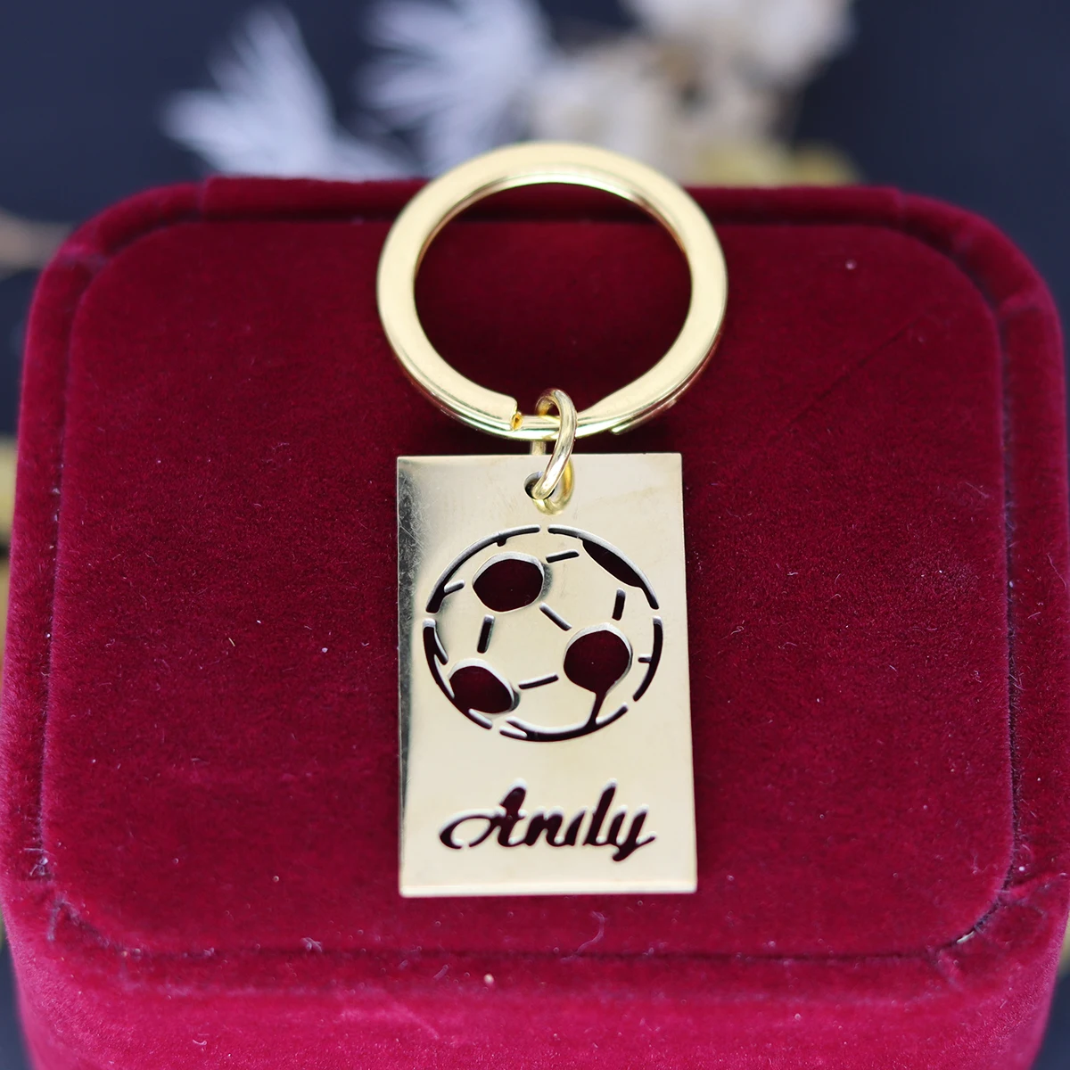 QIAMNI Custom Name Football Keychain Stainless Steel Key Chain For Football Sport Lovers Boyfriend Personalized Jewelry Keyrings