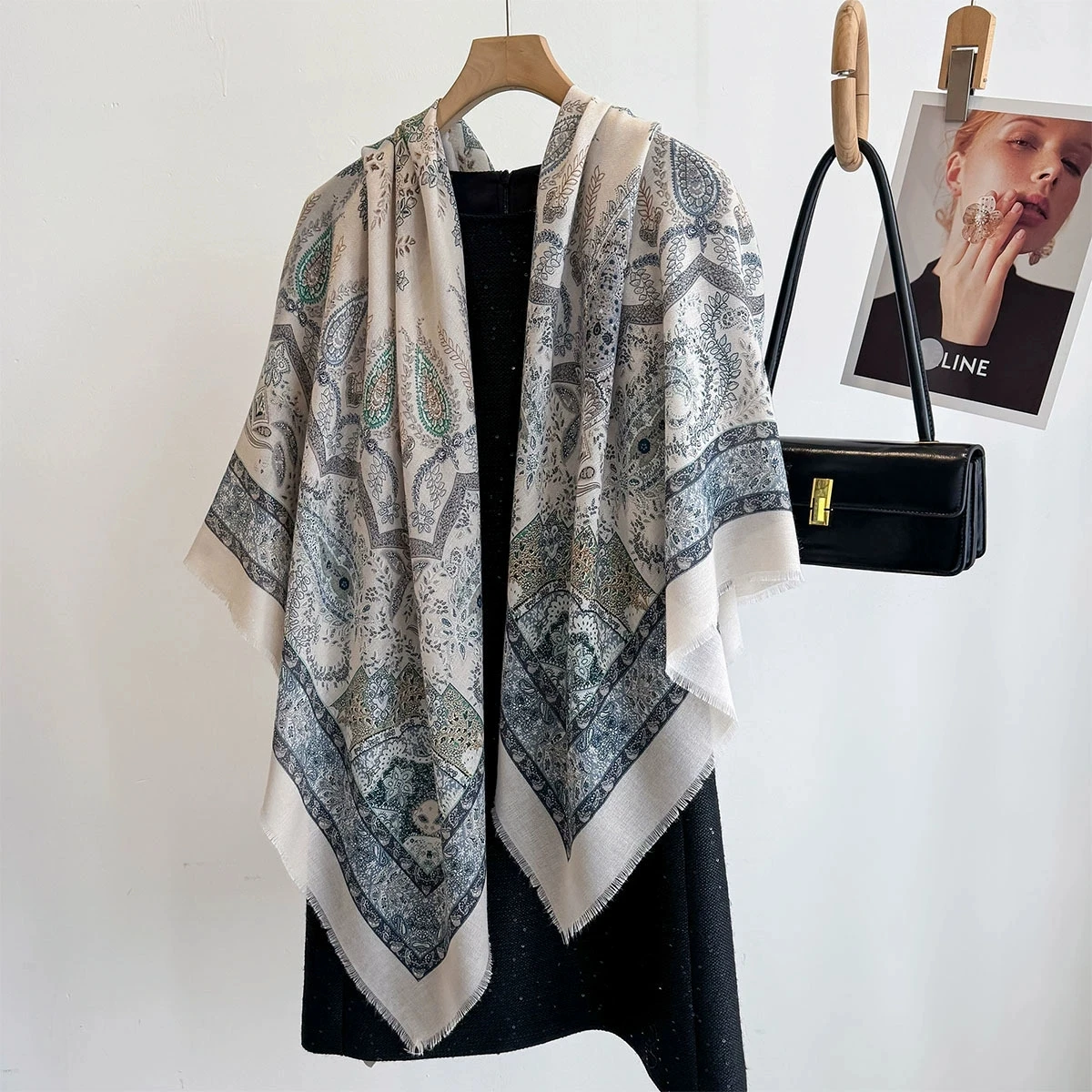 Women Retro Large Square Scarf 130x130cm Ethnic Style Cashew Flower Printed Scarf Tourism Air-conditioned Shawl Female Foulards