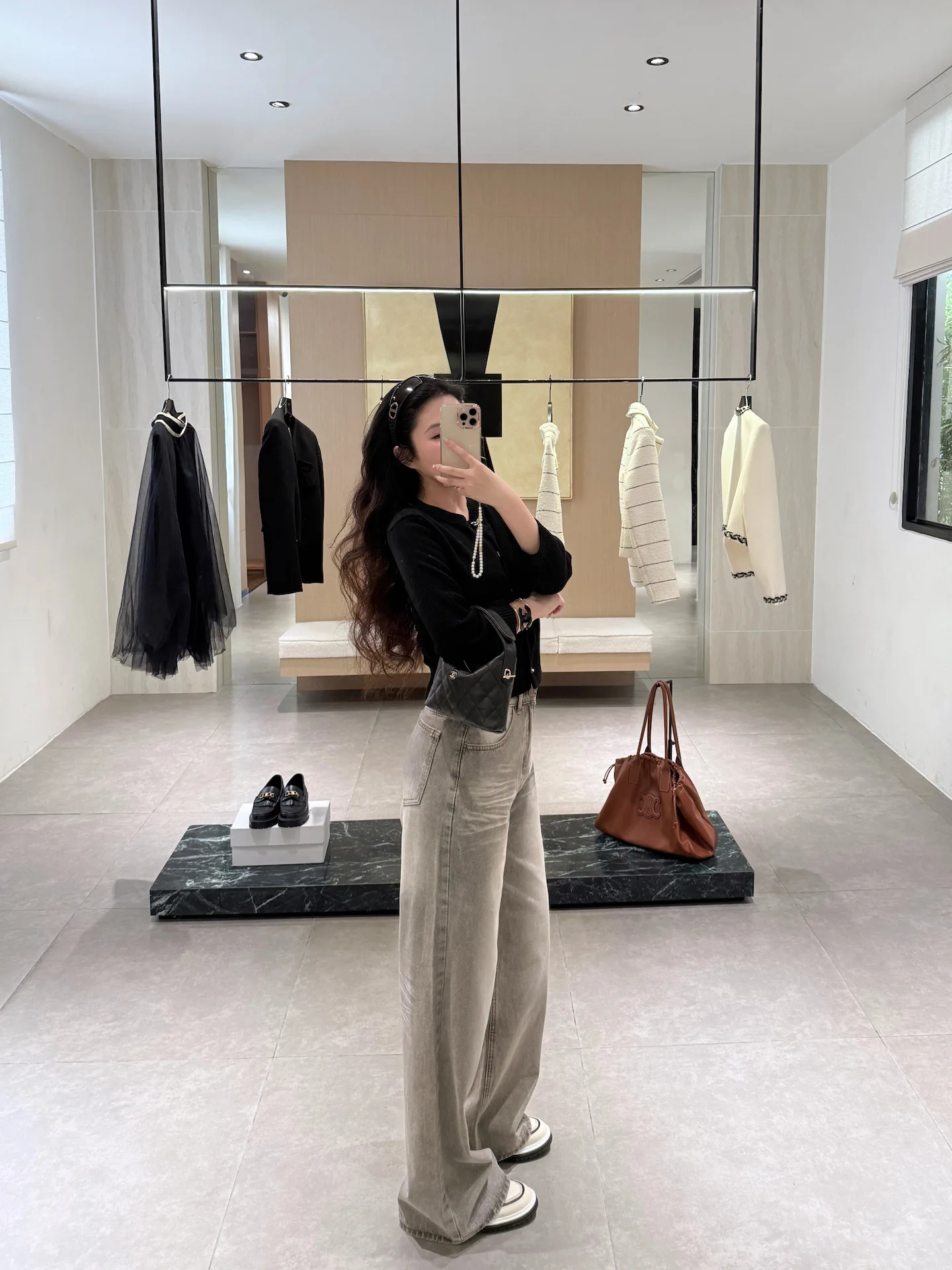 ファッショナブルなハイウエストストレートレッググレーデニムジーンズ女性の春秋の新スタイル痩身多用途カジュアル通勤ジーンズ