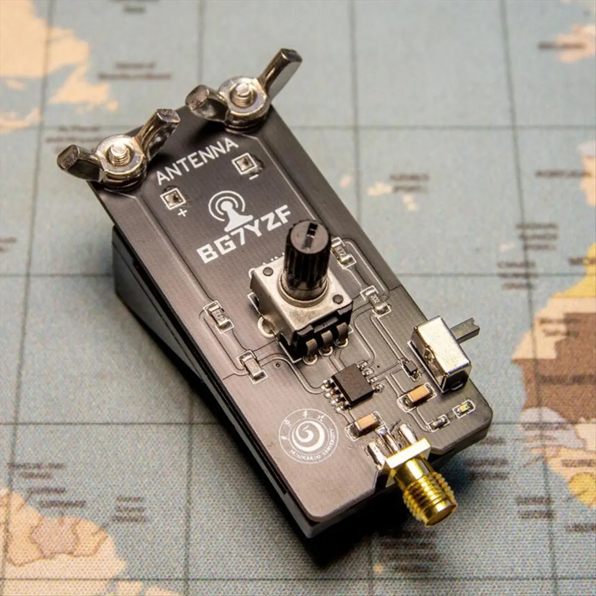NE592D Nvarcher Antena de bucle pequeño activa portátil para radios de onda corta NE592 SDR señales FM y MW