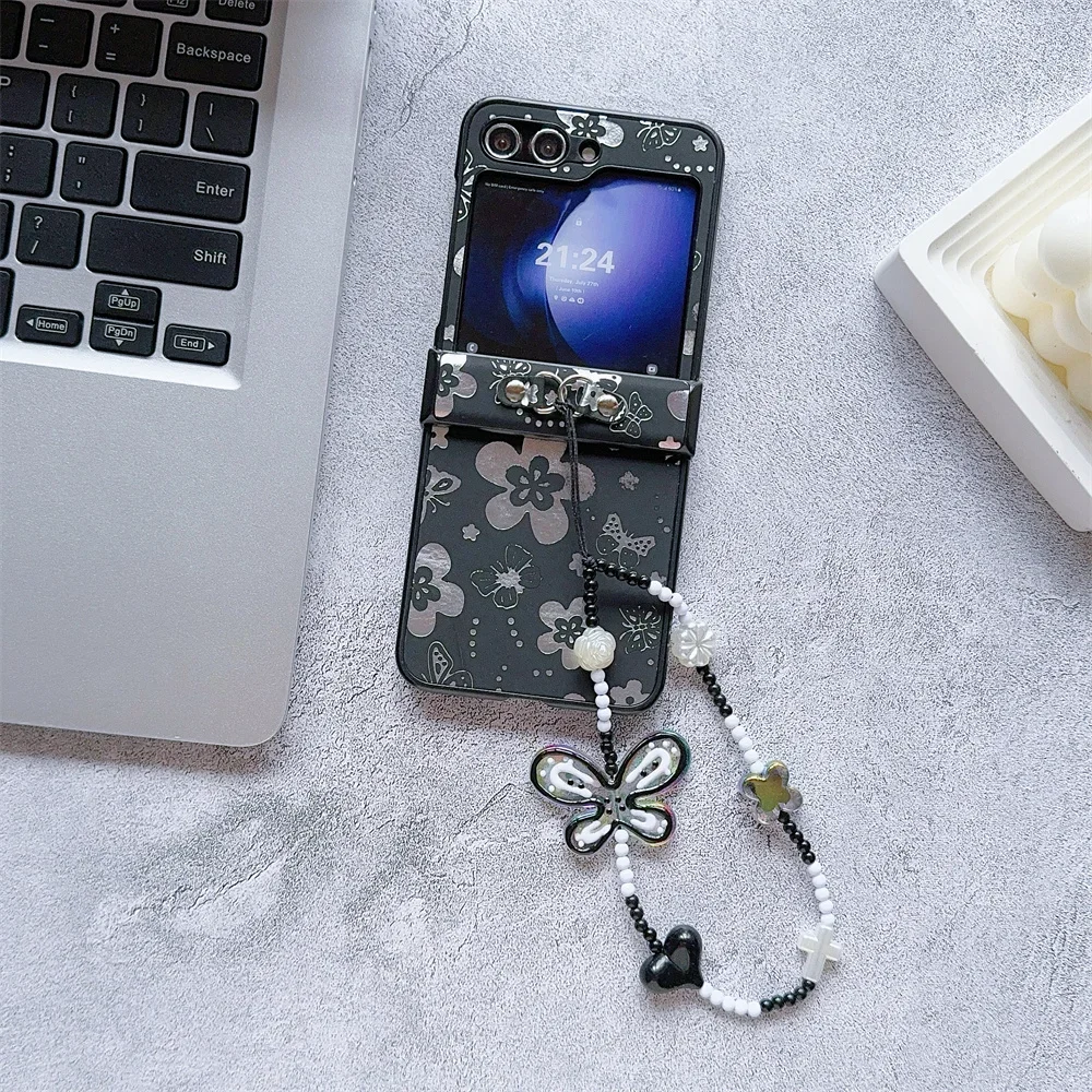 Butterfly Love Flower PU Leather Cover with Heart Pearl Wrist Chain Strap Bracelet For Samsung Galaxy Z Flip 6 5 4 3 Phone Case
