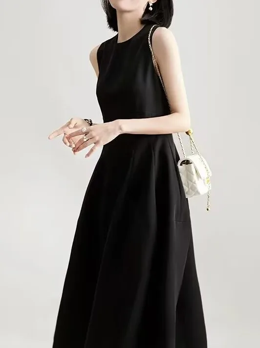 

Brother Castle 2026 Spring Summer New Style Elegant round Neck Sleeveless Slim White Moonlight Dress Long Skirt Women's Dress