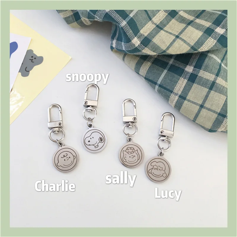Miniso Creative Snoopy Keychain Non-fading Couple Pendant Jewelry Accessories Gift Kawaii  Anime Accessories Toy