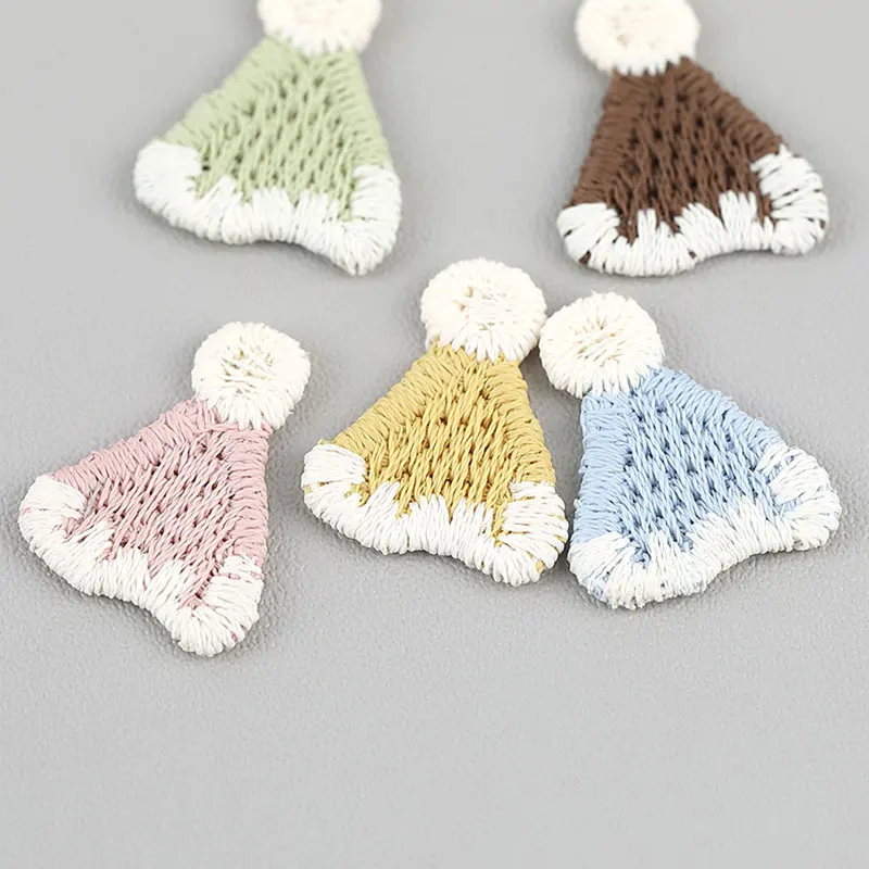 50 Stück 1,5 x 1,8 cm niedliche kleine bestickte Hut-Aufnäher für Haarspangen-Accessoires, Hut, Stofftasche, Dekorationsaufnäher – Detail 2