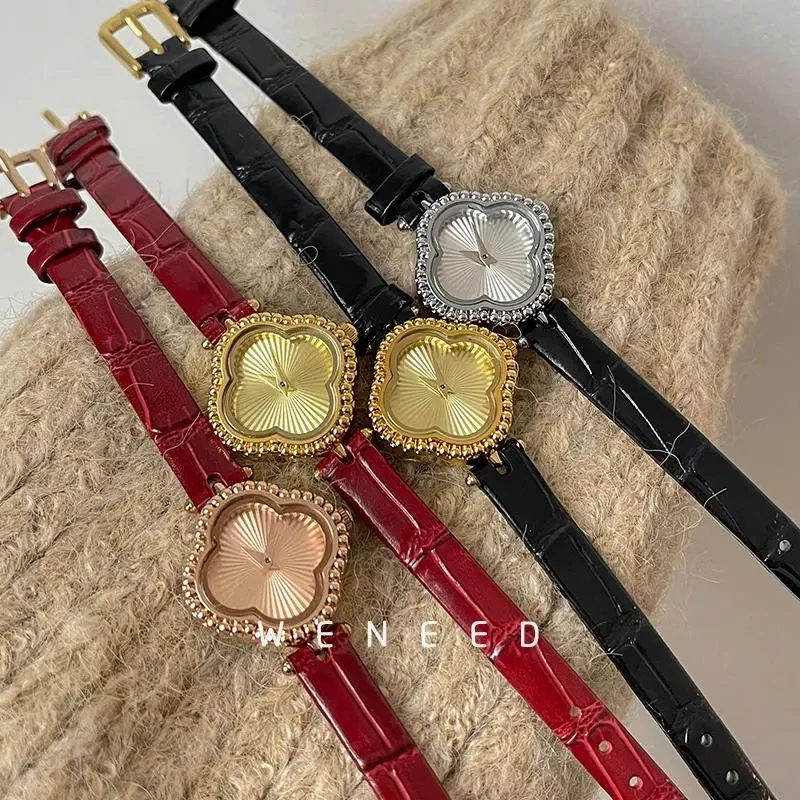 ساعة نسائية ريترو متخصصة بأربع أوراق البرسيم حزام ساعة هدية رائعة فتاة الموضة الفاخرة نمط القرون الوسطى