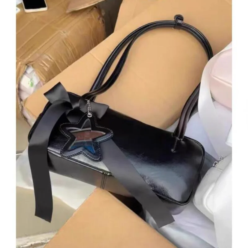 Koreańska torba pod pachą Damska torba na ramię Nowa moda Czarna tekstura Nisza Wypoczynek Wszechstronny trend damski Mała kwadratowa torba podręczna
