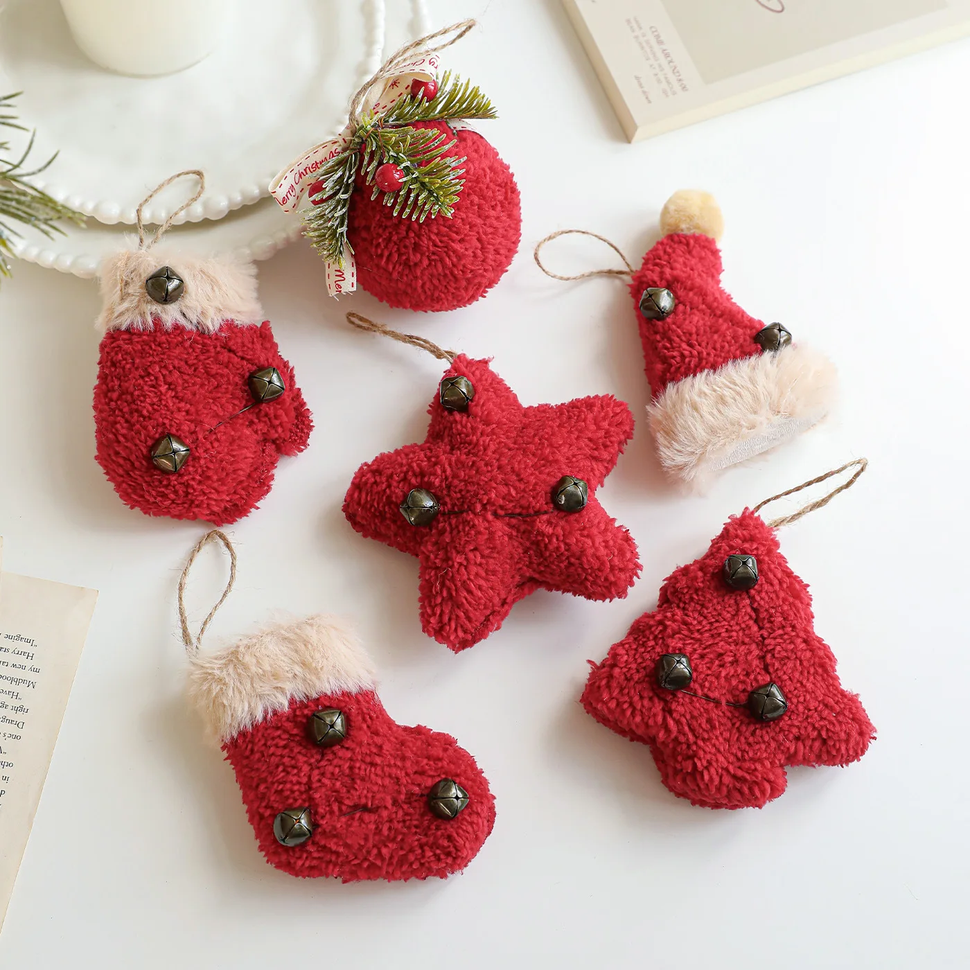 

American Green Red Raw Edge Plush Fabric Pendant White Edge Christmas Tree Hanging Decoration Star Bell Cartoon Dolls