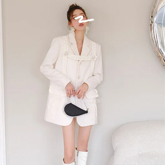 

Spring White Single-Button -Knot Suit Jaet Women's Faion Pearl Embellied Lapel Long Sve Loose Fit Coat