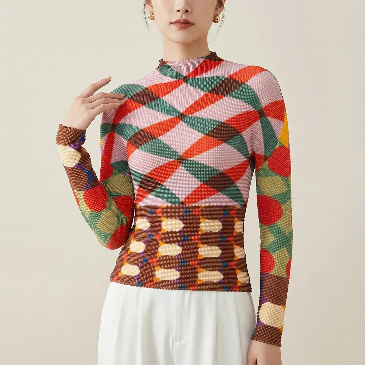 미야케 플리츠 2026 신상 니치 디자인 감각 그리드 프린팅 충돌 디자인 하이넥 티셔츠 여성용 캐주얼 슬림 플리츠 탑