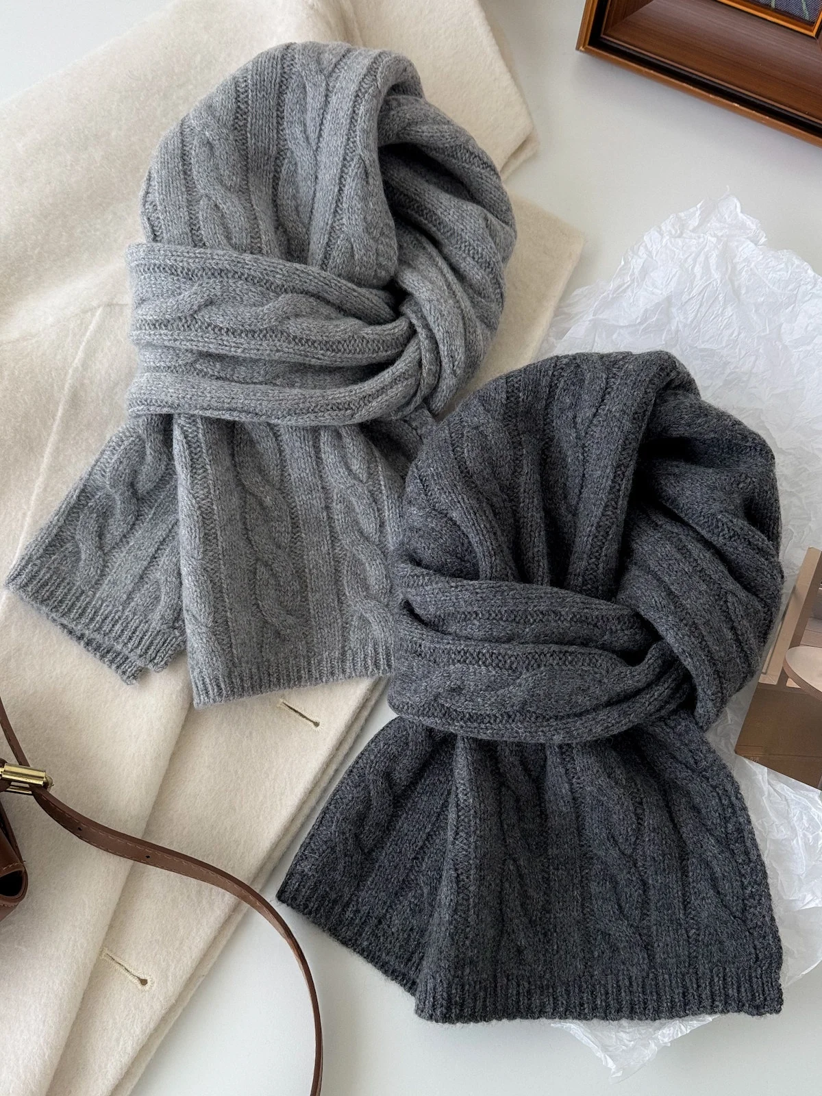 Echarpe-torsadee-en-laine-chaude-d'hiver-pour-femmes-melange-de-laine-haute-qualite-assortie-a-la-peau-plus-chaude-style-coreen