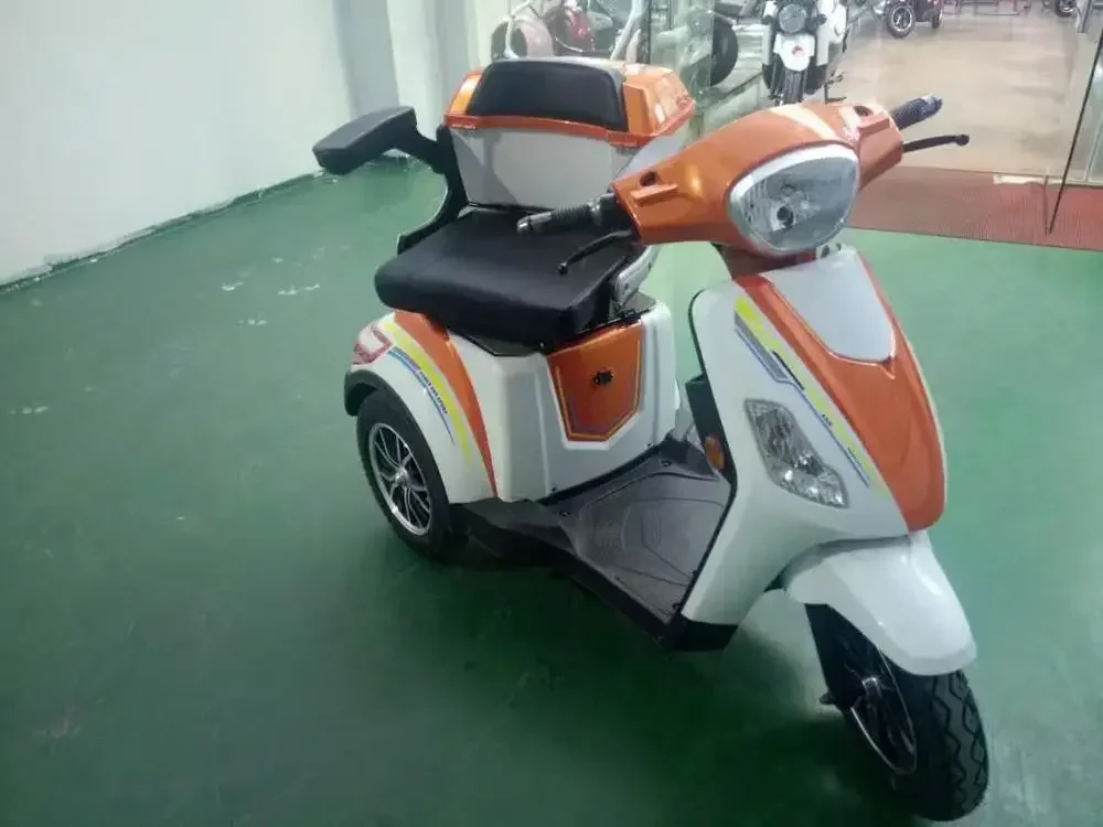 2020 Advanced classical disabled electric mobility scooter