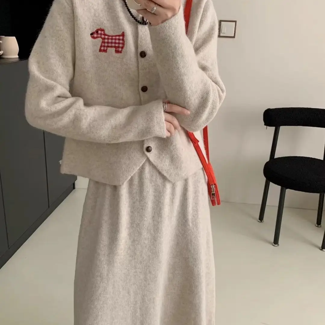 

2024 Autumn New Women Knitted Two Piece Skirt Sets Casual Long Sleeve Cardigans Tops + High Waist A Line Long Skirt Outfits
