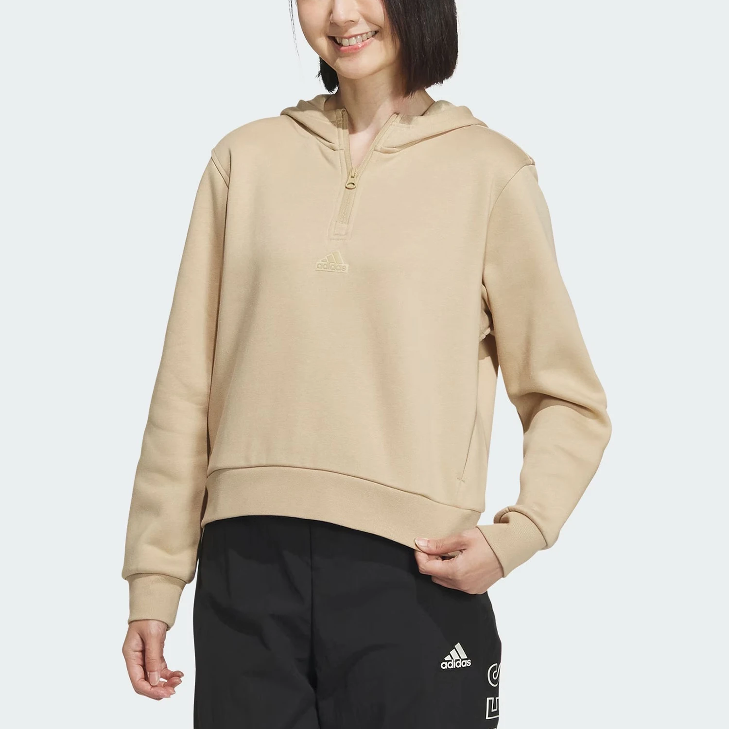 

Оригинальная женская спортивная толстовка Adidas с цветочным принтом и капюшоном IM8982